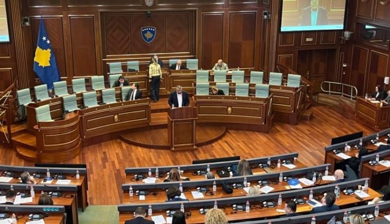 Hoti: Ligji për vlerat e luftës drejt miratimit në qeveri javën e ardhshme