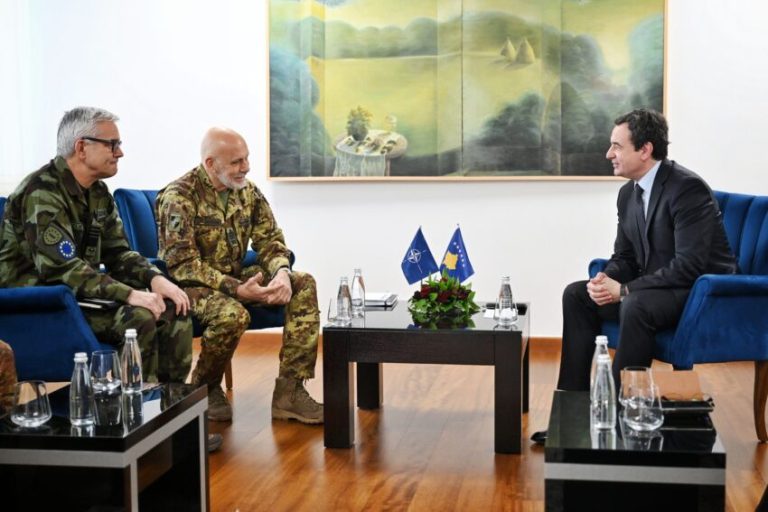 Kurti: Roli i KFOR-it mbetet thelbësor për sigurinë në Kosovë