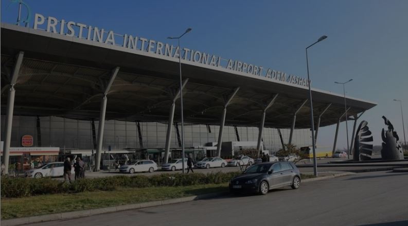 Procedura të reja në aeroport nga 1 prilli, lehtësohet udhëtimi për pasagjerët