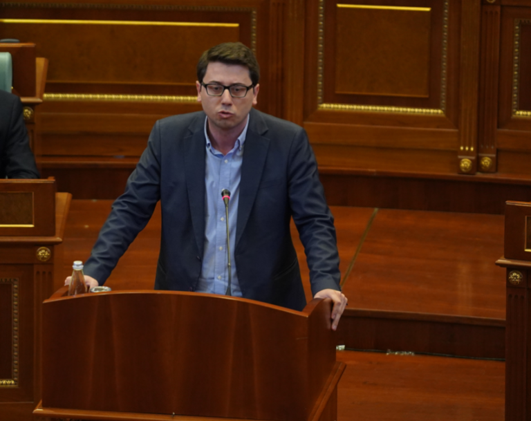 Murati: Ligji për çmimet tavan synon mbrojtjen e konsumatorit, jo bizneset