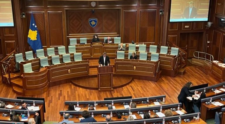 Ismaili kritikon deklaratat për kursimet e Kurtit: “Manipulimi është i rrezikshëm”