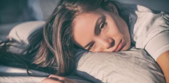 Ndiheni të lodhur pa arsye? Trupi mund t’ju dërgojë sinjale të stresit