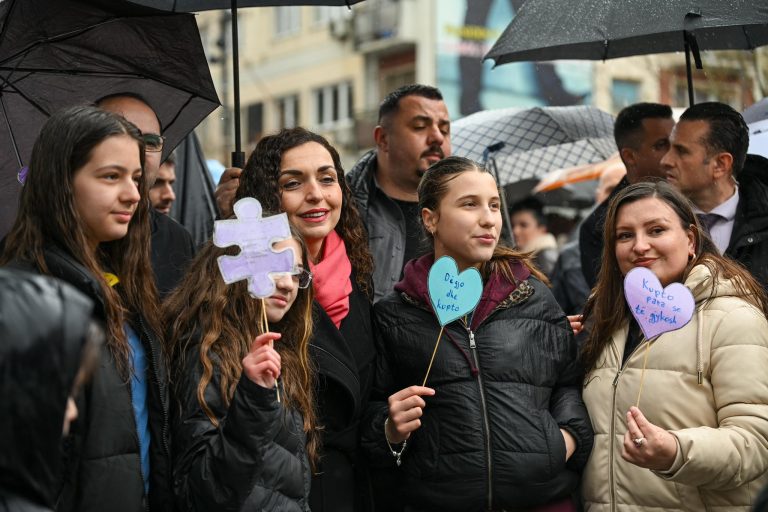 Osmani: Fëmijët me autizëm meritojnë mbështetje dhe dashuri