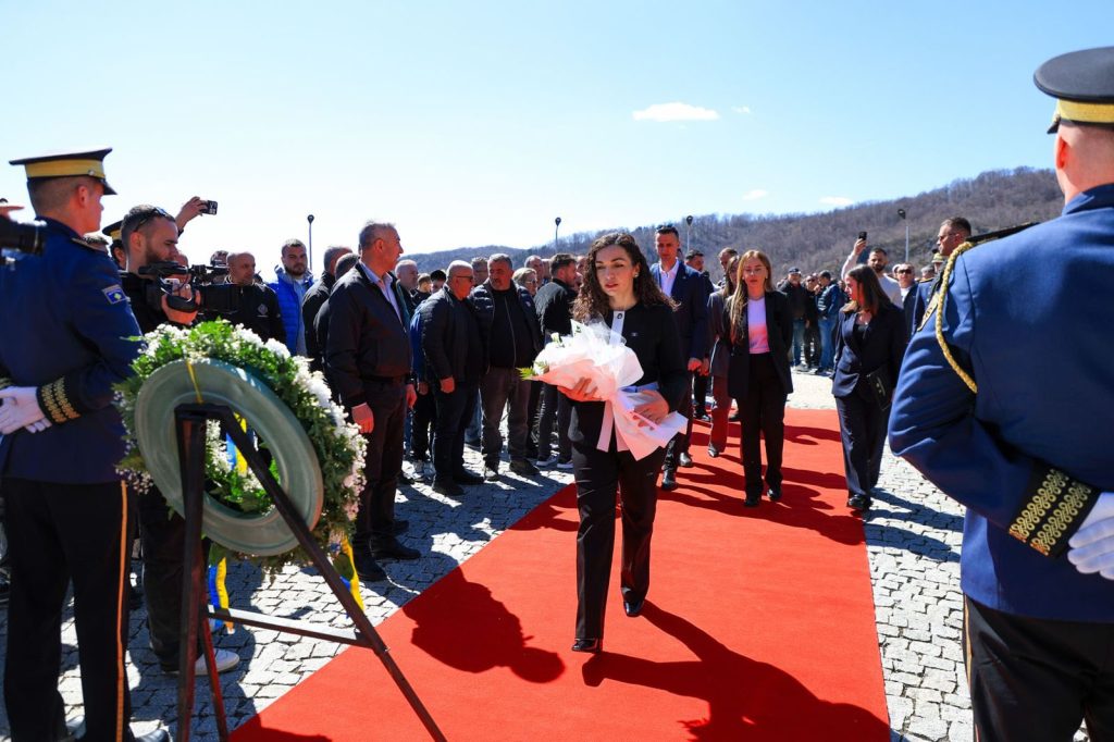 Osmani përkujton Betejën e Koshares: Lavdi të përjetshme heronjve