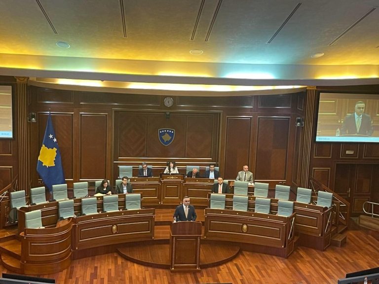 Tahiri kërkon shtyrjen e seancës së Kuvendit për shkak të homazheve në Mejë