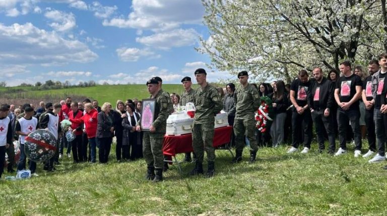 Rivarroset në Prekaz të Epërm Sinan Dauti, i zhdukur nga lufta