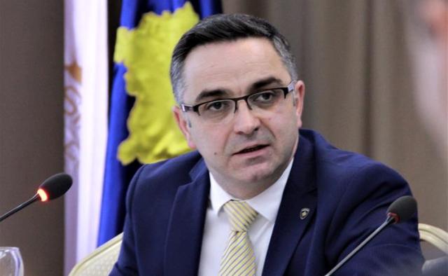 Tahiri: Qeveria po lë barrën e krizës mbi qytetarët