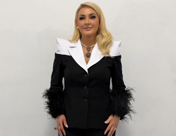 Remzie Osmani publikon këngën e re “Unaza ime”