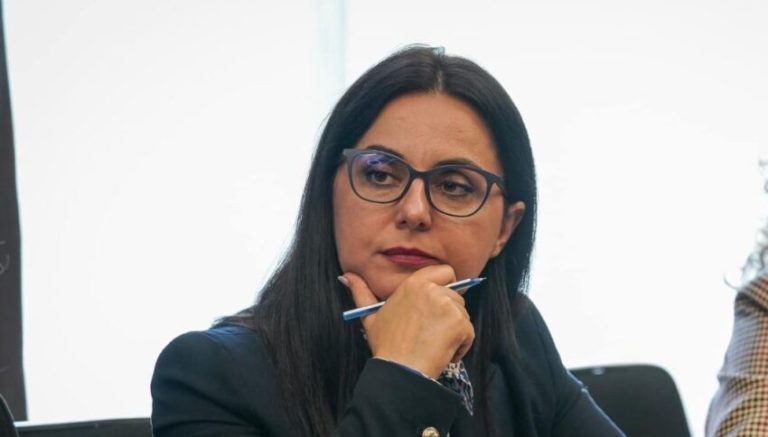 Jehona Lushaku-Sadriu skeptike për bisedimet me Albin Kurti