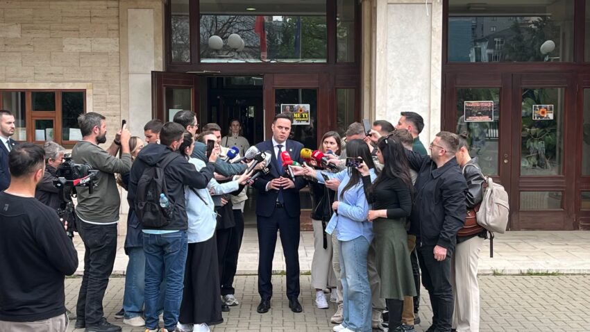 Abdixhiku pas takimit me Kurtin: U dakorduam të mos takohemi më
