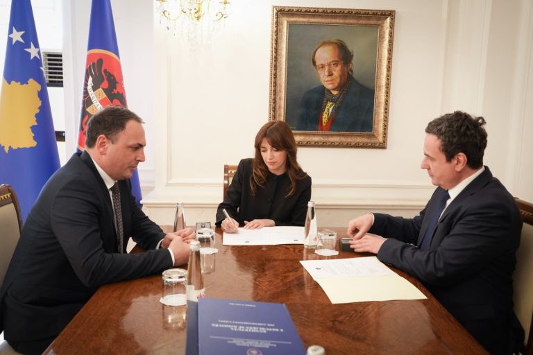 Ajeti vazhdon në krye të AKI-së edhe për pesë vjet