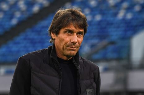 Conte mohon zërat për Italinë: i përkushtuar te Napoli dhe me kontratë në fuqi