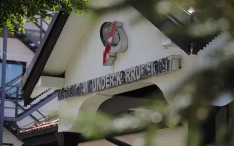 Mbi 10 mijë zyrtarë publikë deklarojnë pasurinë, 140 nuk e përmbushin afatin