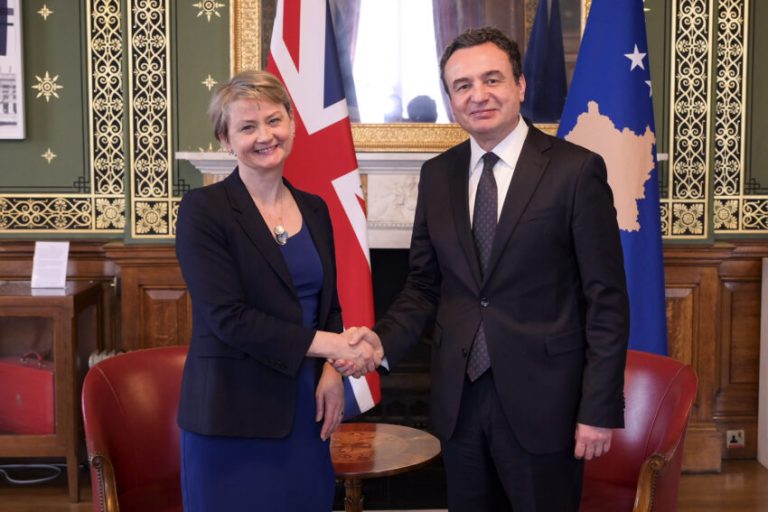 Kurti në Londër: Thellim i partneritetit me Britaninë dhe fokus në integrime euroatlantike