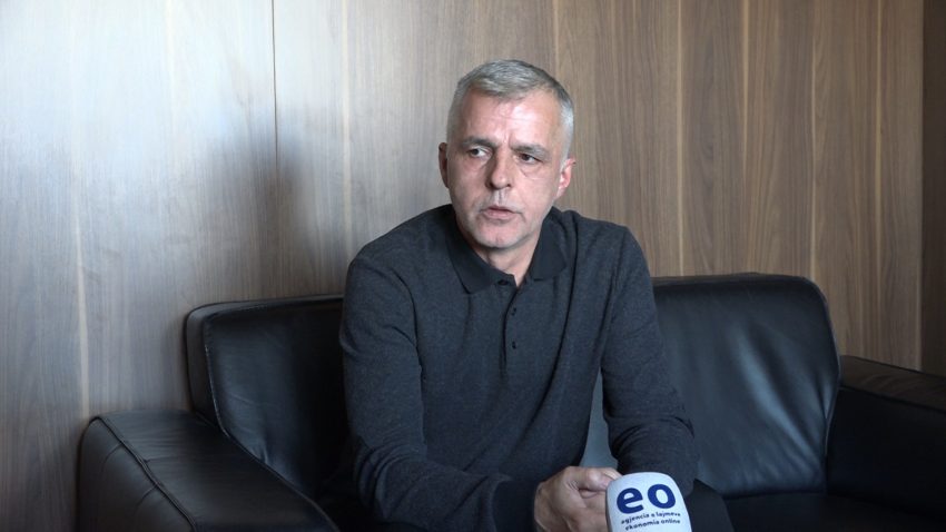 Klinaku reagon ashpër: “Ai që e ofendon Hashim Thaçin, është……