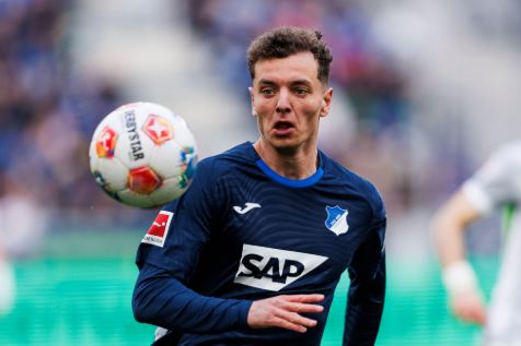 Legjenda gjermane sugjeron Fisnik Asllanin si zëvendësues ideal për Dortmundin