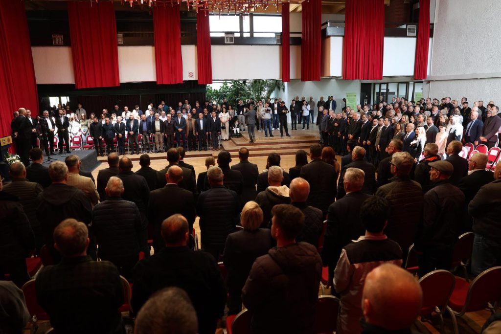Haradinaj përkujton Agim Ramadanin dhe heronjtë e Betejës së Koshares