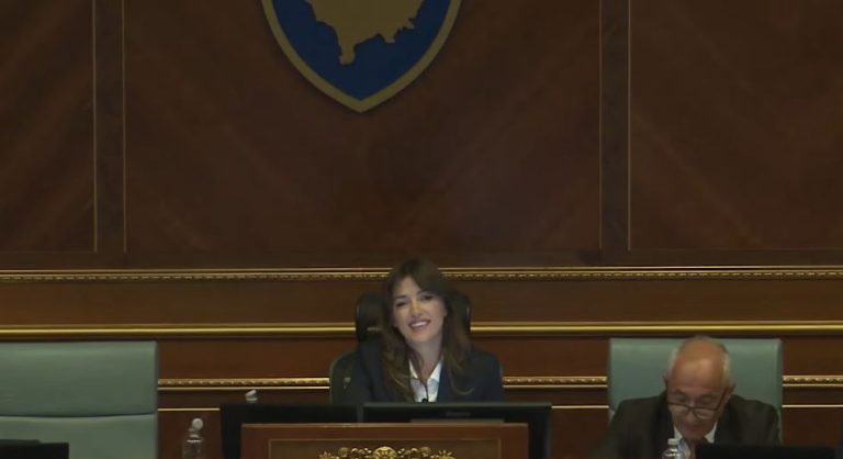 Haxhiu me ironi pas vendimeve në Kuvend: “Na mbeti vetëm zgjedhja e presidentit”