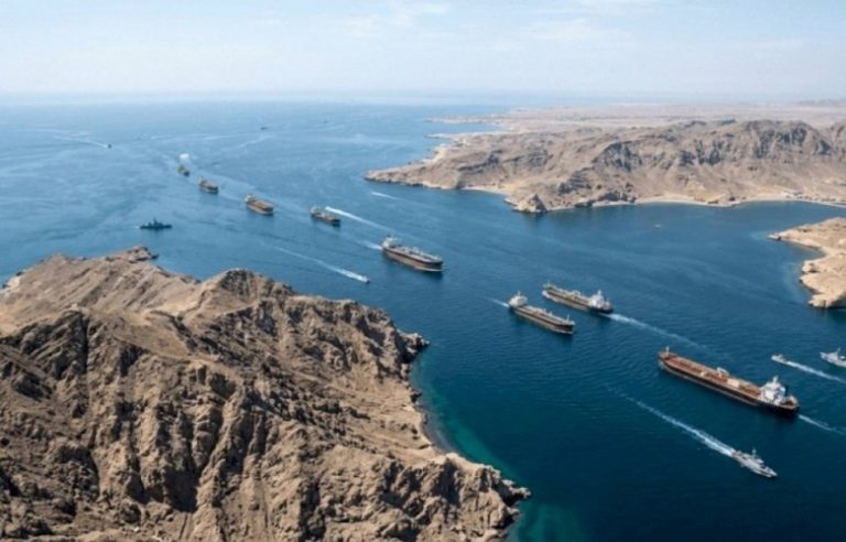 SHBA nismë për koalicion detar në Hormuz, rriten tensionet me Iranin