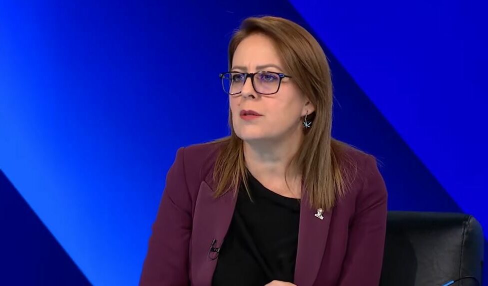 Bajrami: LVV mund ta kalonte buxhetin vetë, po e fajëson opozitën