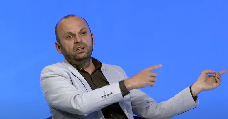 Mushkolaj i reagon Osmanit pas deklaratave të saj: kritika të ashpra ndaj ish-presidentes