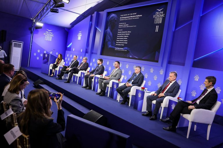 Konjufca në Forumin e Delfit kërkon përshpejtim të integrimit të Kosovës në BE
