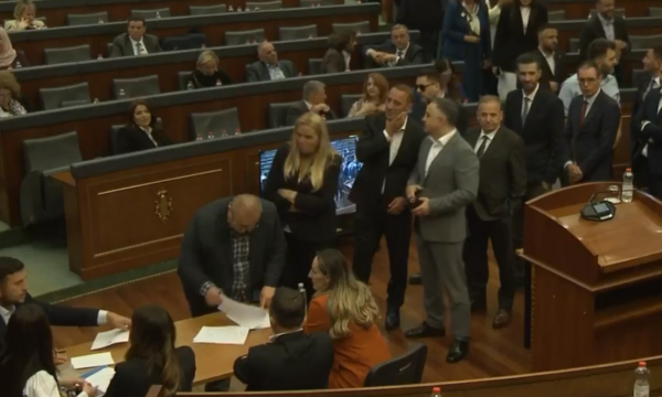 Kuvendi i Kosovës vazhdon votimin për dy anëtarë të Gjykatës Kushtetuese