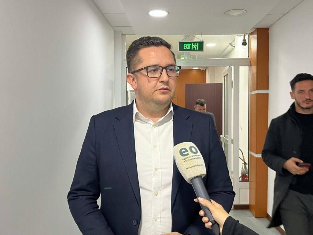 Mustafa: Rritja e çmimeve, pasojë e dështimit të qeverisë