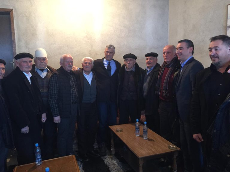 Reagim nga Skënderaj pas deklaratës së Fatos Gecit për Thaçin