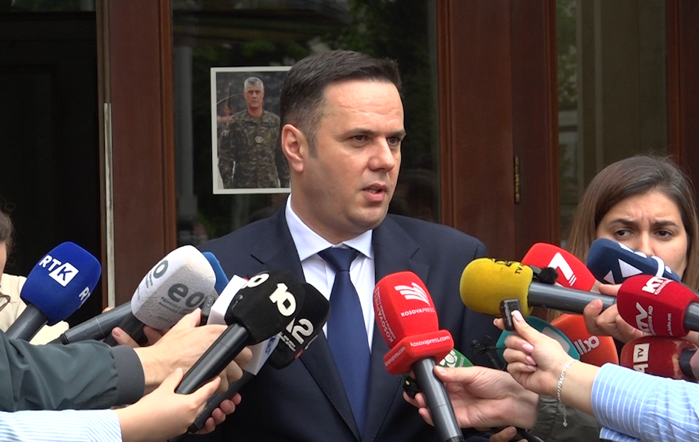 Abdixhiku: Në takime me Albin Kurti flitej vetëm për pazare