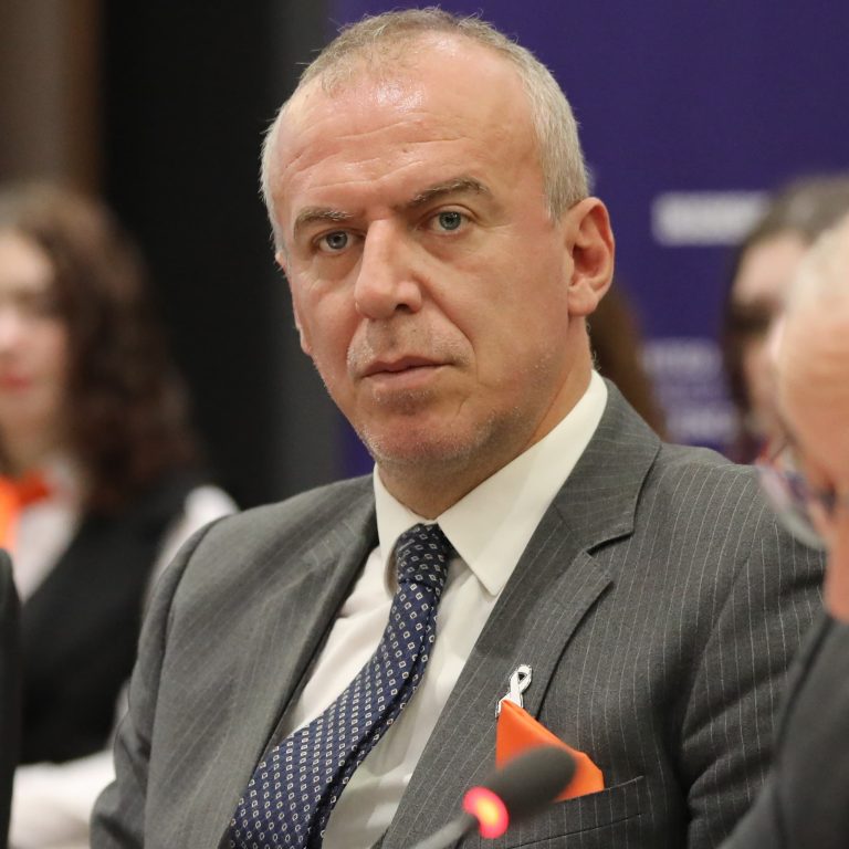 Qorrolli: President konsensual jashtë politikës
