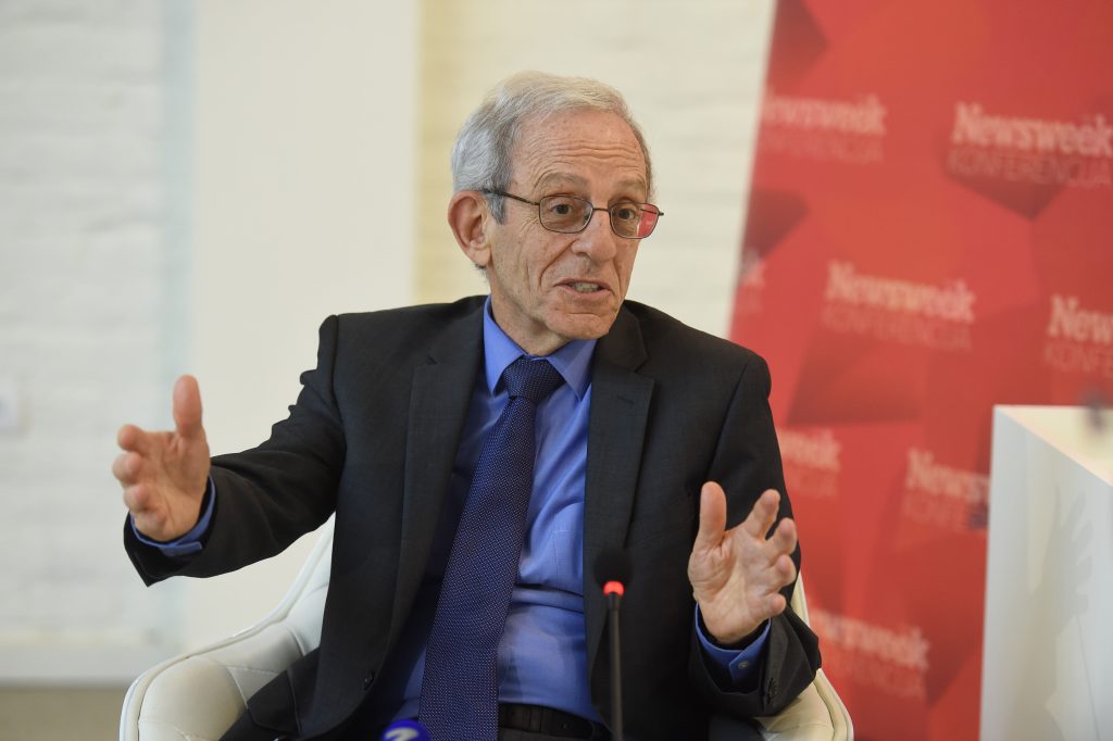 Serwer: Përçarja Kurti–Osmani e pakapërcyeshme, zgjedhjet dëmtojnë imazhin e Kosovës