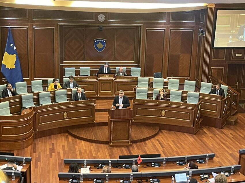 Tahiri: Qeveria ka vepruar joseriozisht për çmimet e derivateve
