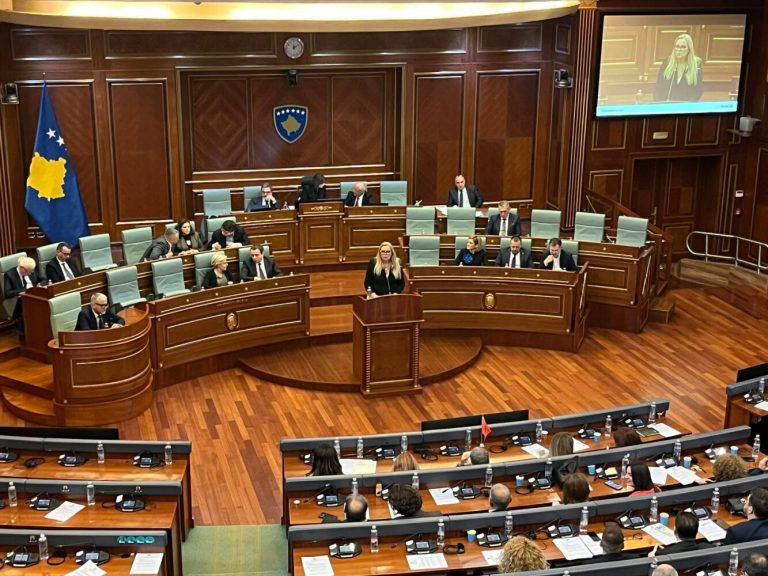 Kadrijaj kritikon qeverinë: Draft-rezoluta për mbrojtjen e vlerave të luftës nuk po trajtohet