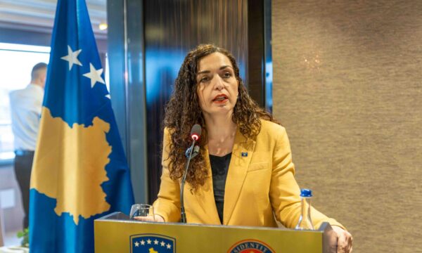 Osmani organizon pritje me shefen e BE-së në Kosovë