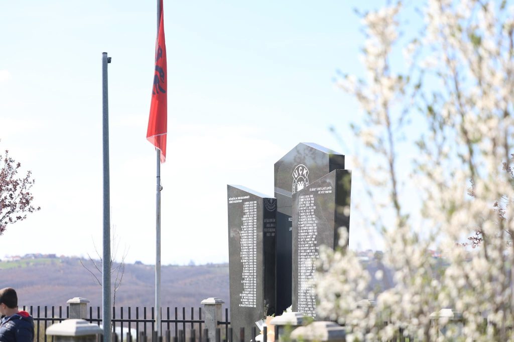 Çitaku: Plagët e Masakrës së Rezallës mbeten të thella edhe pas 27 vitesh