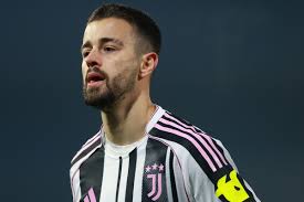 Juventus vlerëson Zhegrovën me video