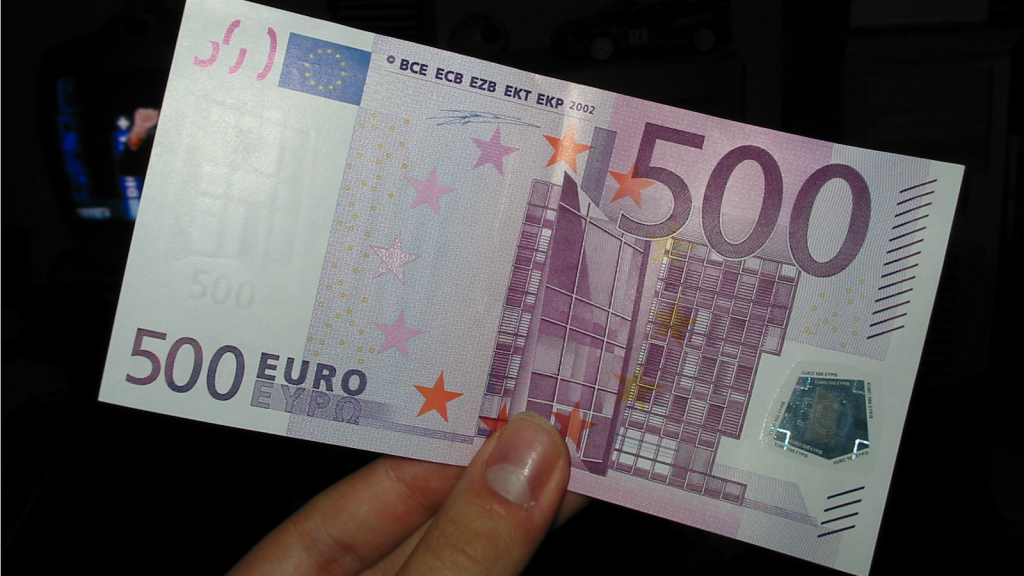 Në Rahovec konfiskohen dy kartëmonedha të dyshuara të falsifikuara