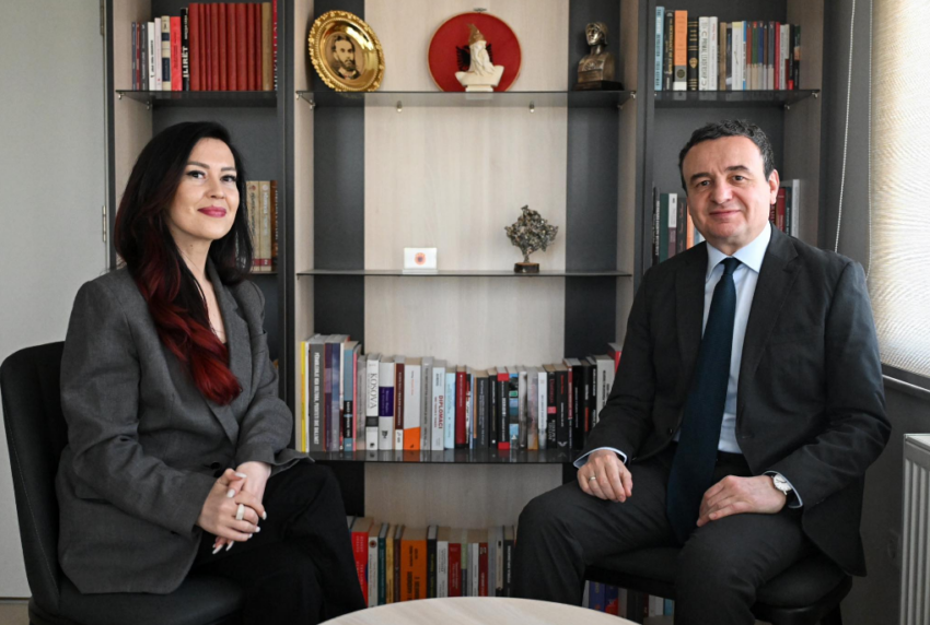 Adelina Tërshani i bashkohet VV-së, pritet kandidate për deputete