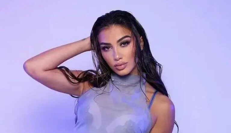 Melinda Ademi publikon albumin “Bad Diva” me 20 këngë të reja