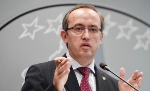 Hoti: Kritika për shpenzimet kapitale të Qeverisë Kurti