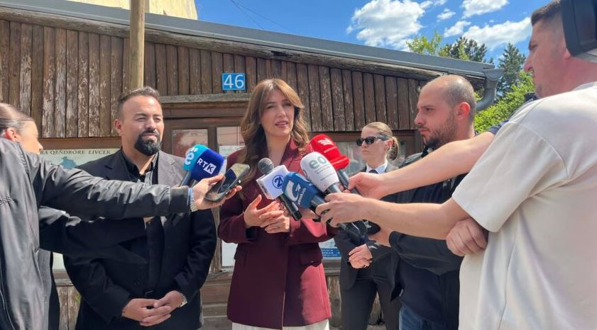 Haxhiu thirrje të mbijetuarve të luftës: Aplikoni për njohjen e statusit