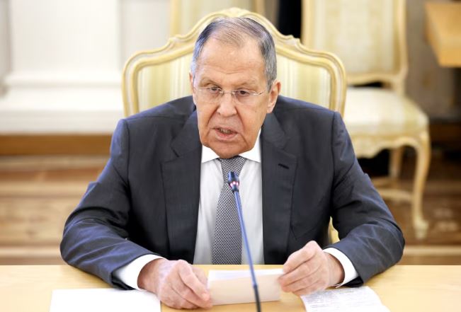 Lavrov paralajmëron sulme në Kiev dhe këshillon evakuimin e amerikanëve
