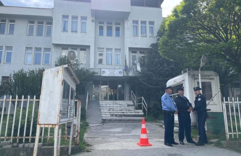 Sami Lushtaku ftohet nga Policia për intervistim lidhur me incidentin në Skenderaj