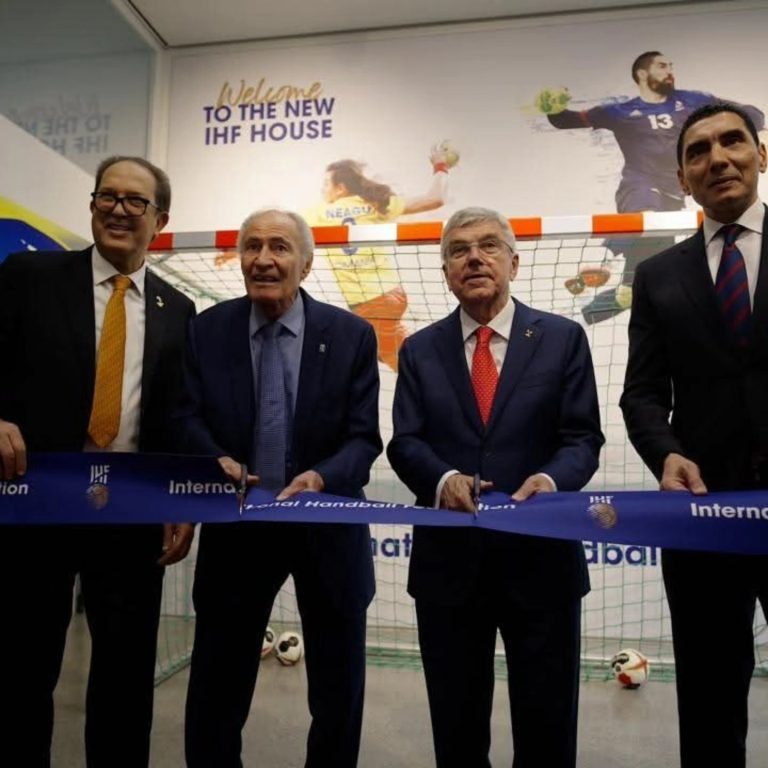 Presidenti Kolgeci në hapjen e shtëpisë së hendbollit në Basel