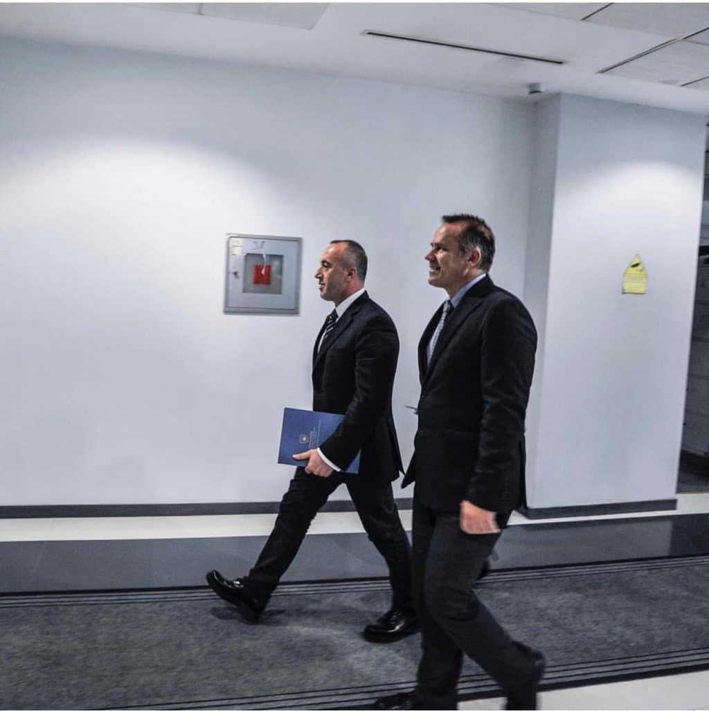 Haradinaj zyrtarizon kandidaturën e Avni Arifit për deputet në listën e AAK-së