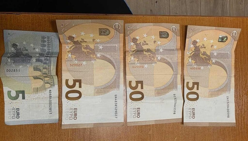 Në Prizren një qytetar gjen para në rrugë dhe i dorëzon në polici