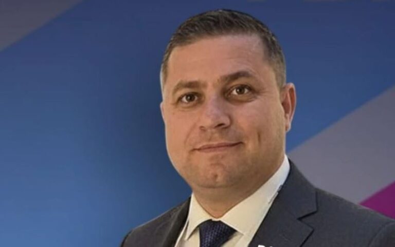 Ismaili: Thaçi simbol i luftës dhe shtetndërtimit