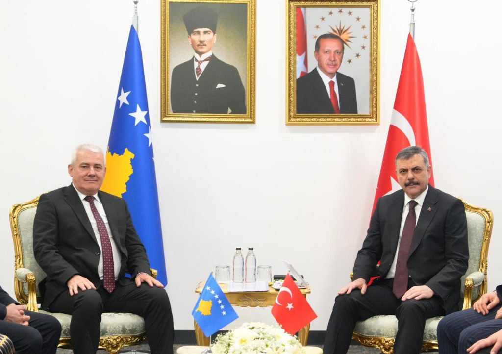 Sveçla në Turqi: Forcohet bashkëpunimi në siguri