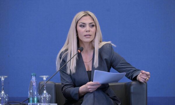 Blerta Deliu: Familja më tregon edhe kur gaboj